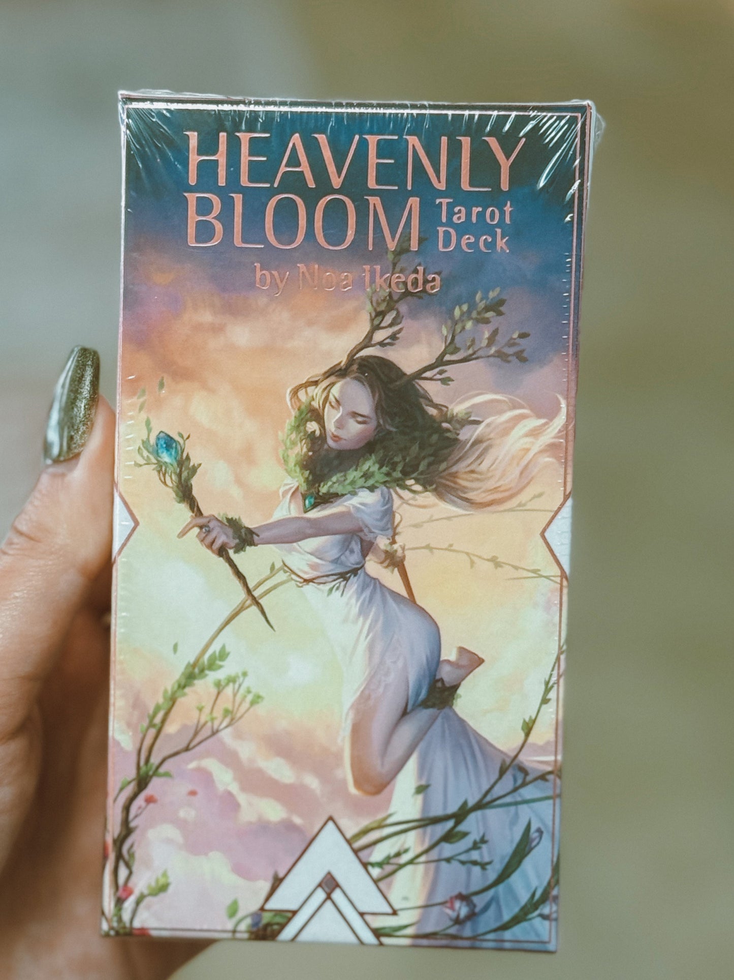 Heavenly Bloom Tarot Deck