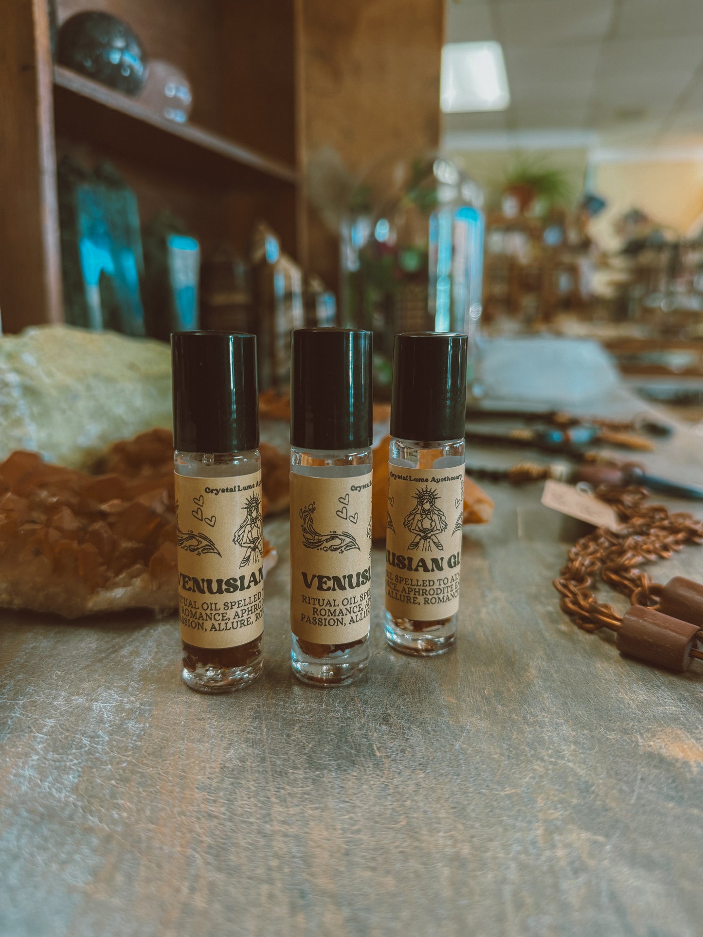 Venusian Glow Alchemy Oil – Natural Essential Oil Roller (10 ml)