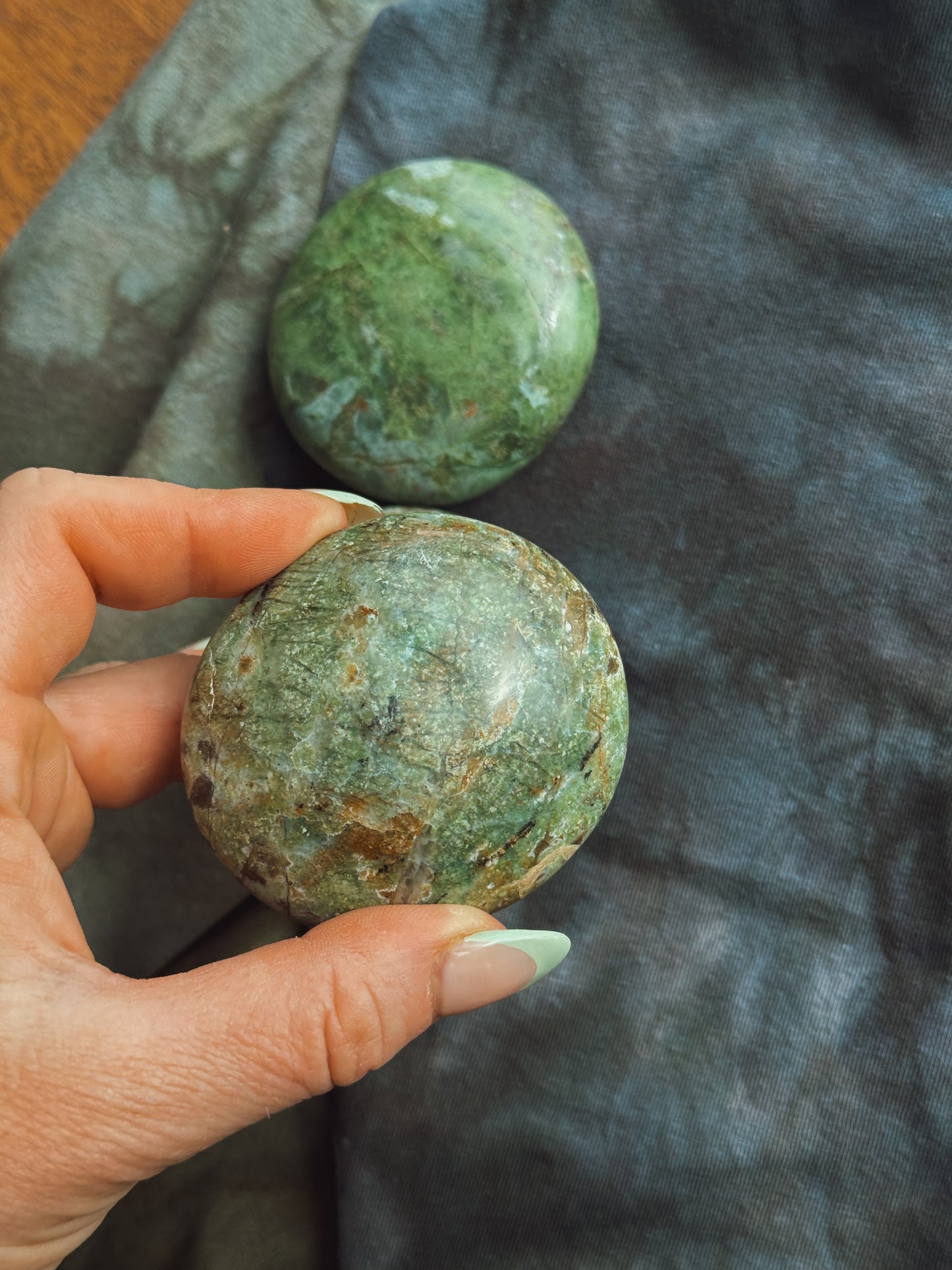 Chrysoprase Palm stone