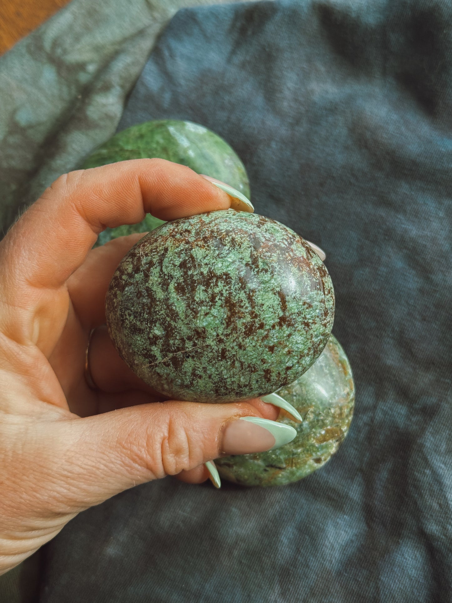 Chrysoprase Palm stone