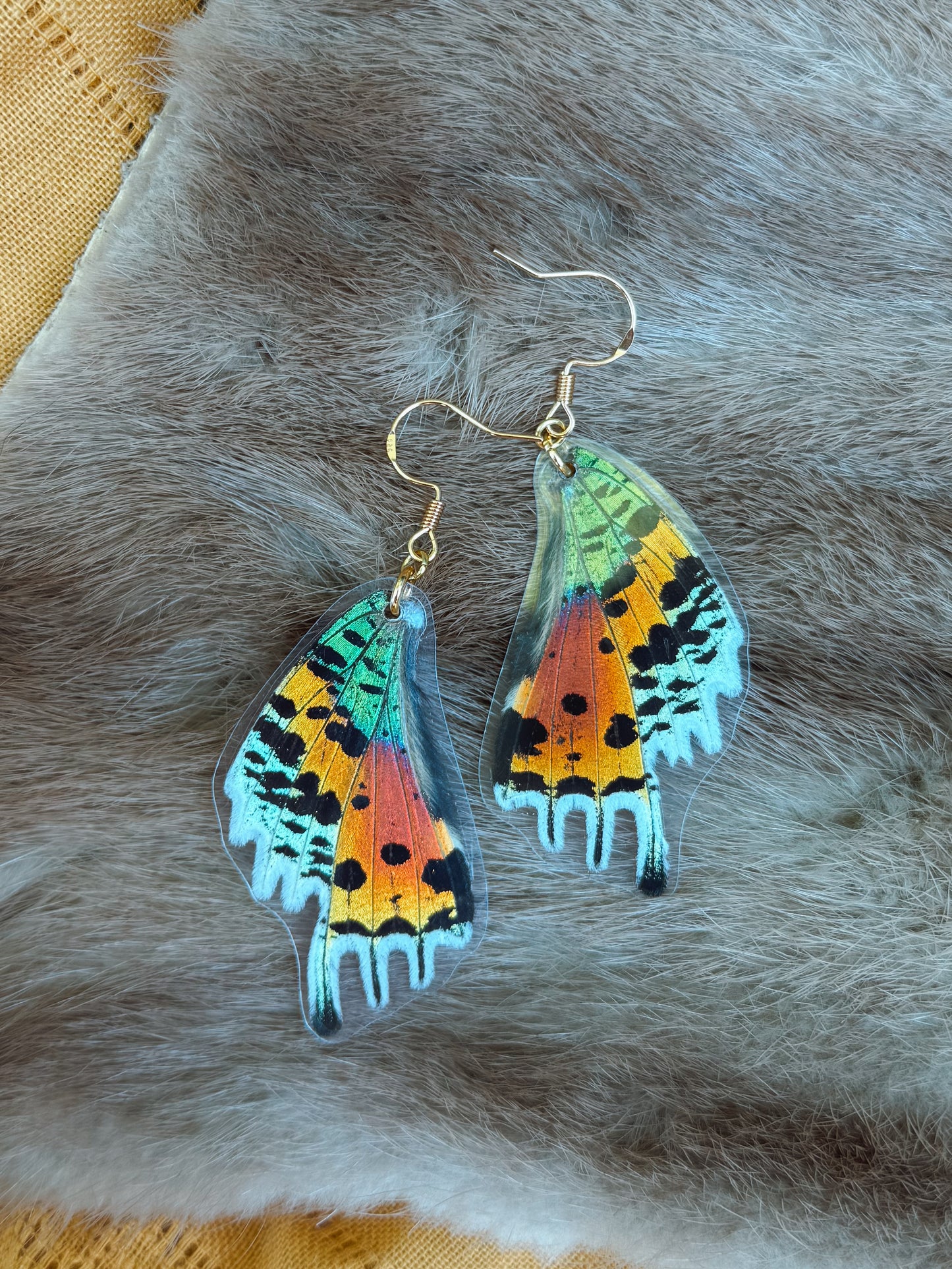 Sunset Moth Wing Earrings – 18k Gold