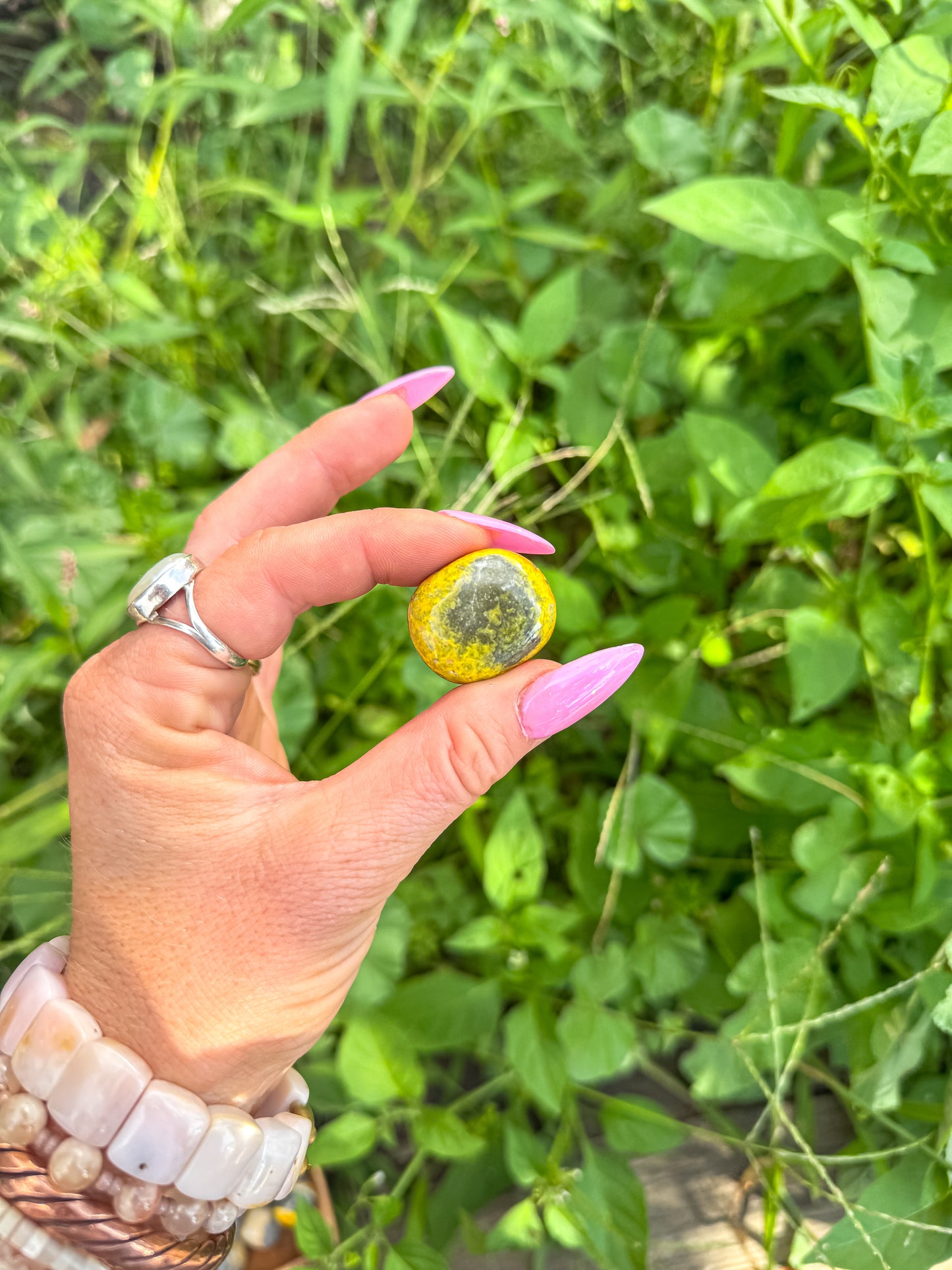 Small Tumbled Bumblebee Jasper stones