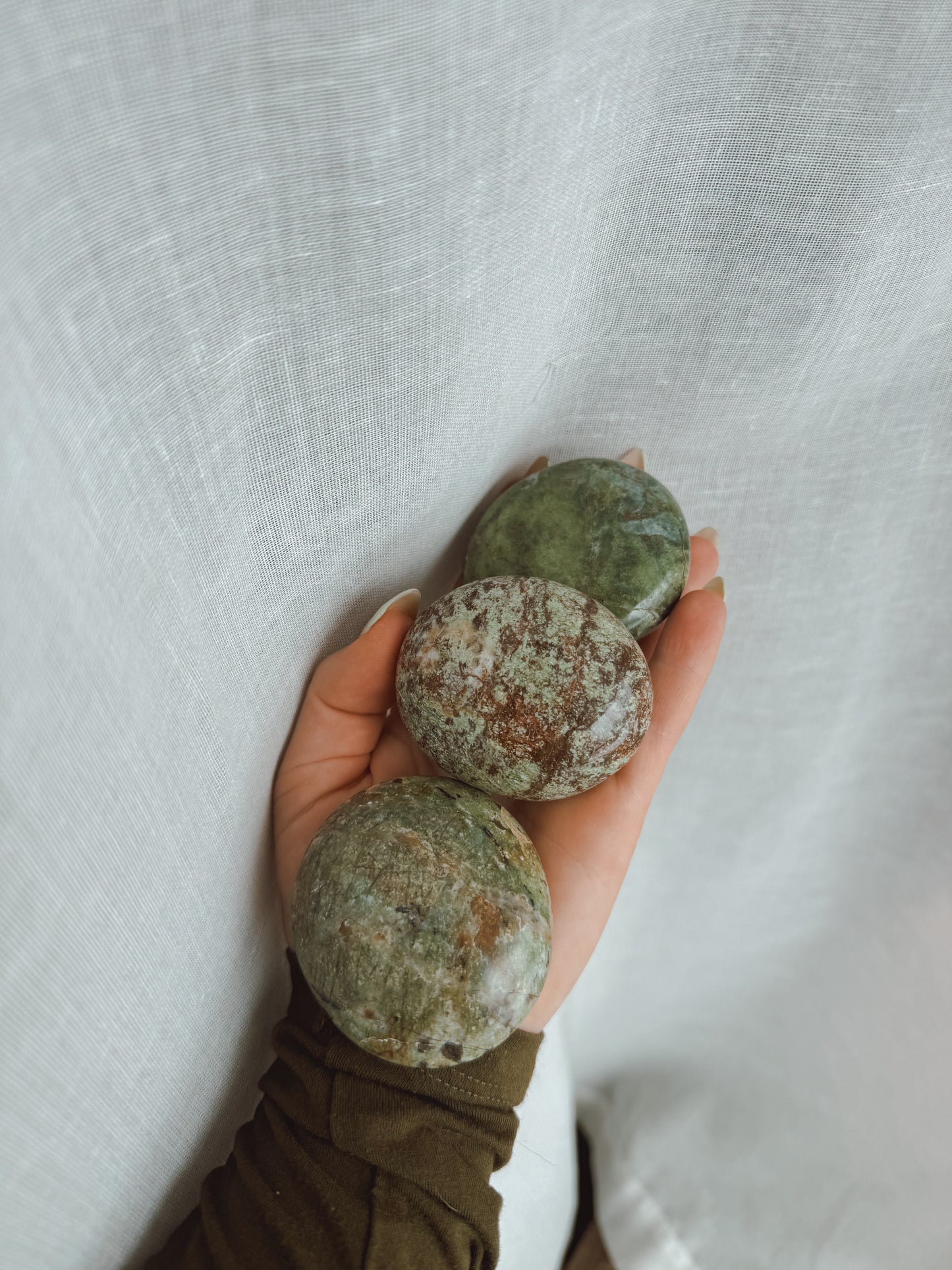 Chrysoprase Palm stone