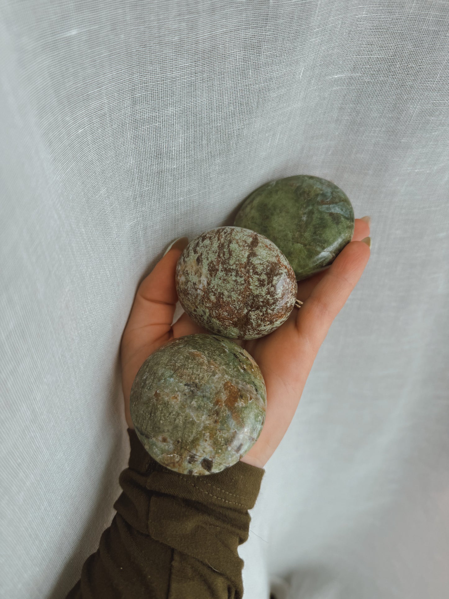 Chrysoprase Palm stone