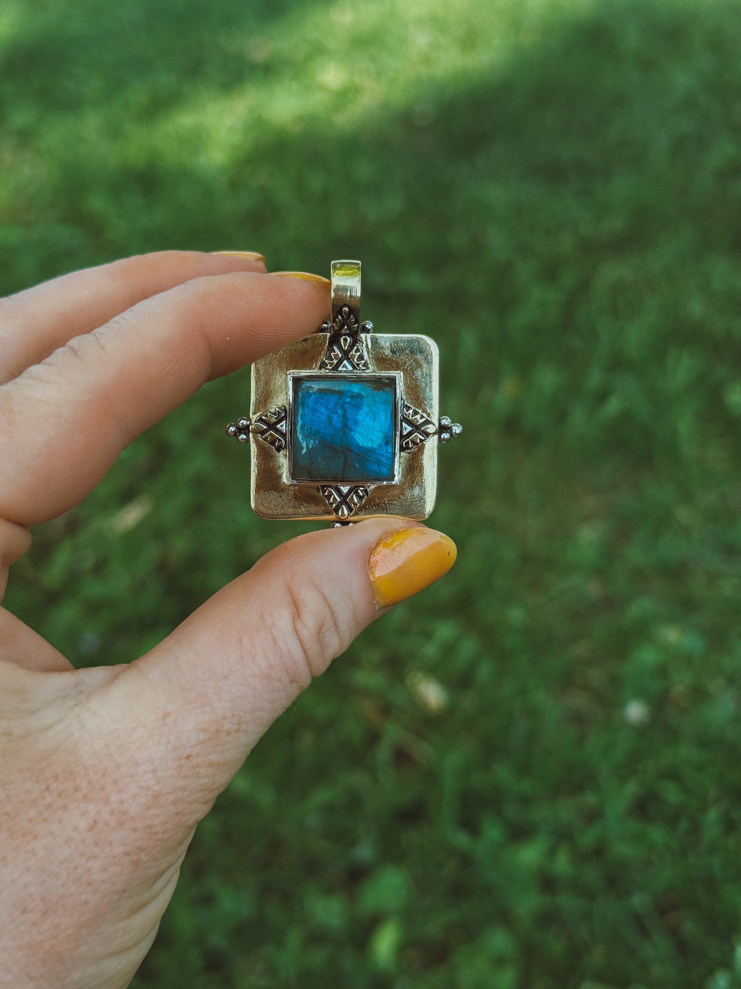 Labradorite Brass Pendant
