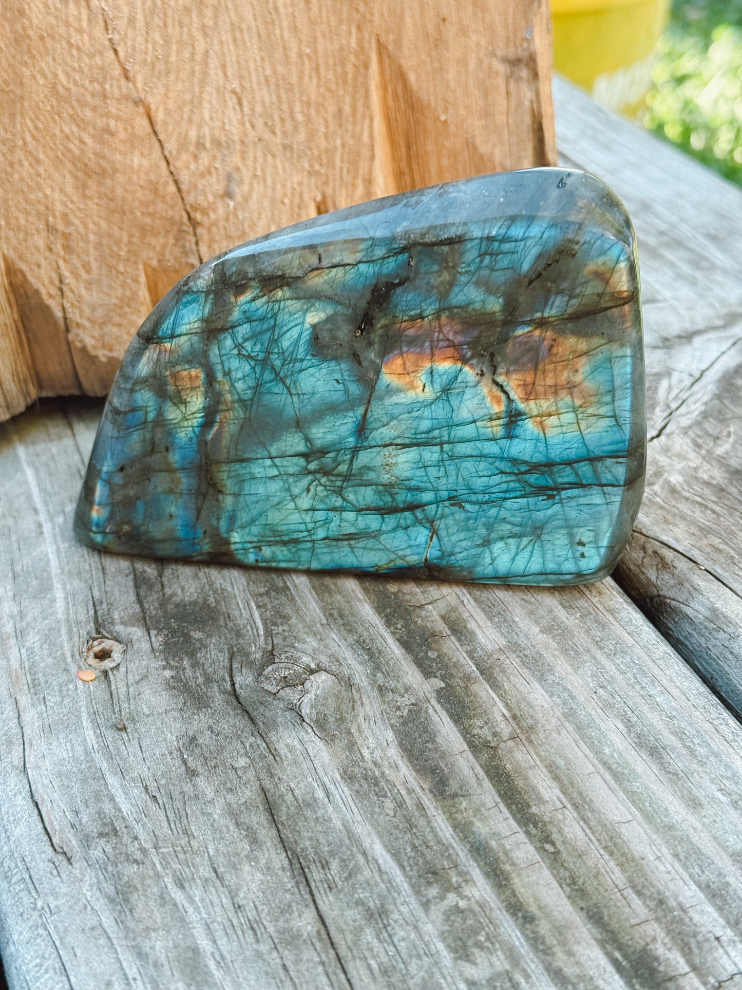 Labradorite Standing Freeform – Medium