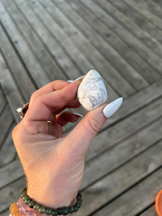 White Howlite tumbled stone