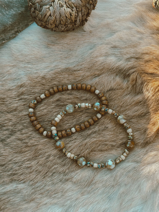 Sand & stone bracelet set // flower agate