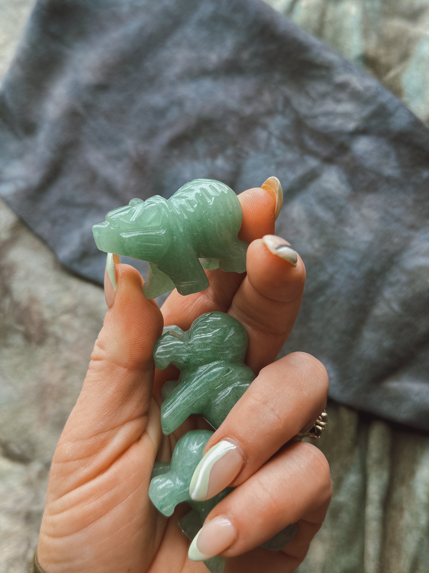 Aventurine Bear carving stone