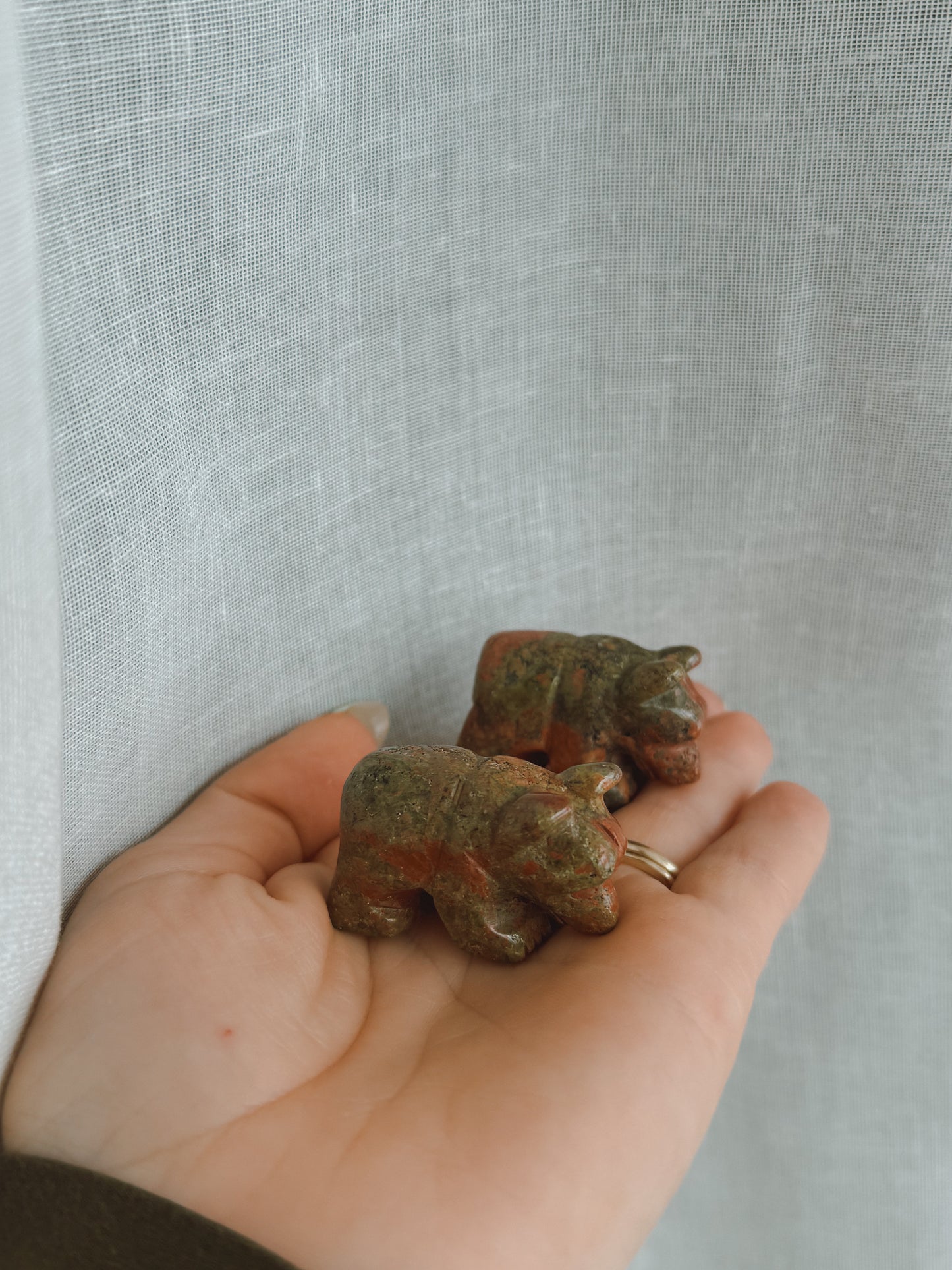 Unakite Bear carving stone